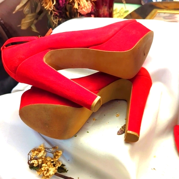 Steve Madden RED ♥️ platform stiletto heel - Picture 8 of 11